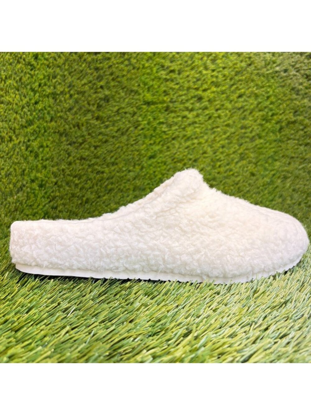 Allbirds Wool Slipper Fluff Womens Size 8.5 White Casual Comfort Slip On Shoes